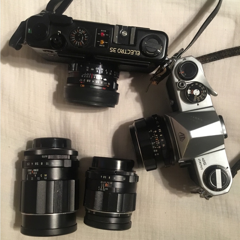 35 Classic Rangefinder Camera - Black/Silver